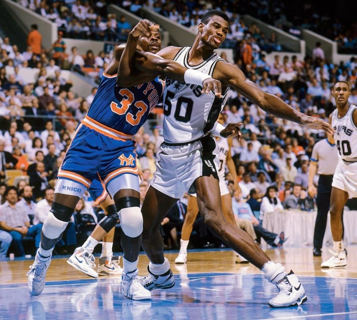 1990-David-Robinson-Patrick-Ewing-079003517.jpg